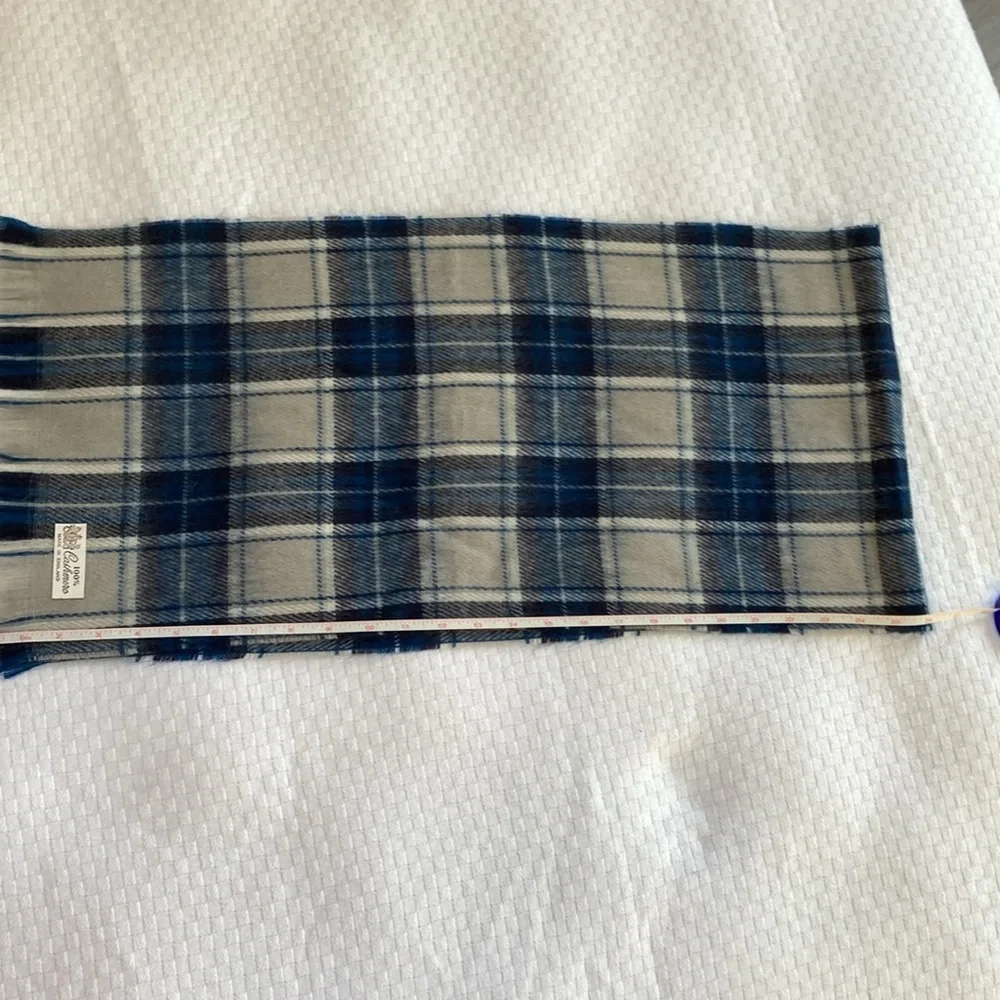 100% Cashmere scarf